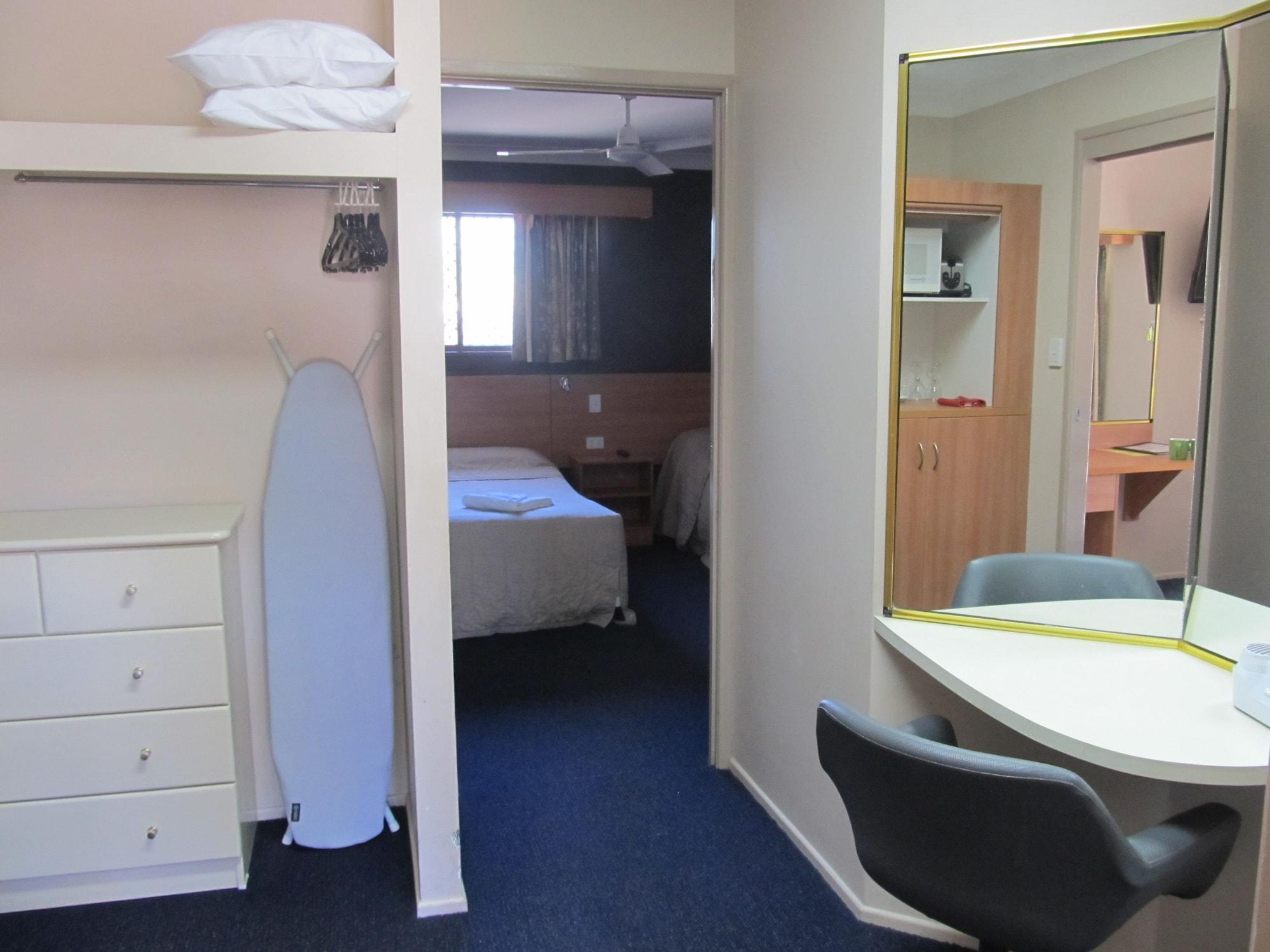 Sunpalms Motel ロックハンプトン エクステリア 写真