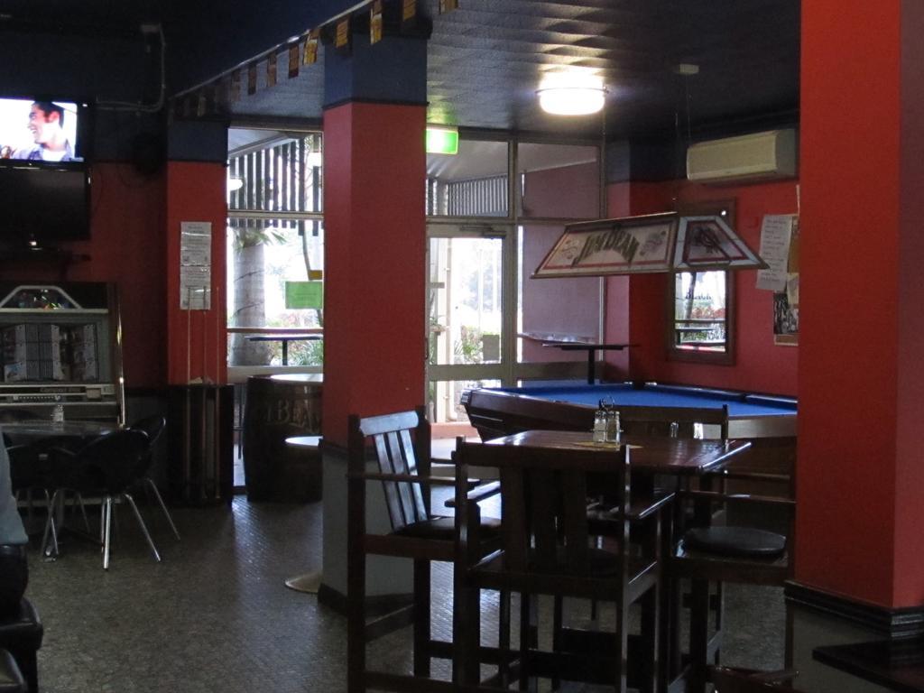 Sunpalms Motel ロックハンプトン エクステリア 写真