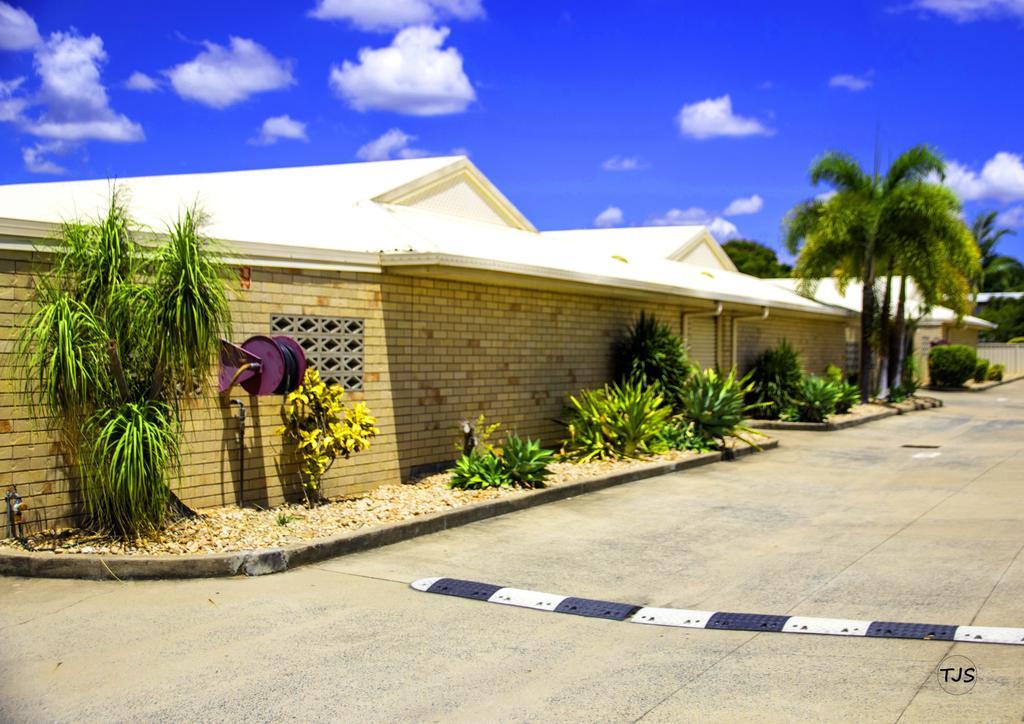 Sunpalms Motel ロックハンプトン エクステリア 写真